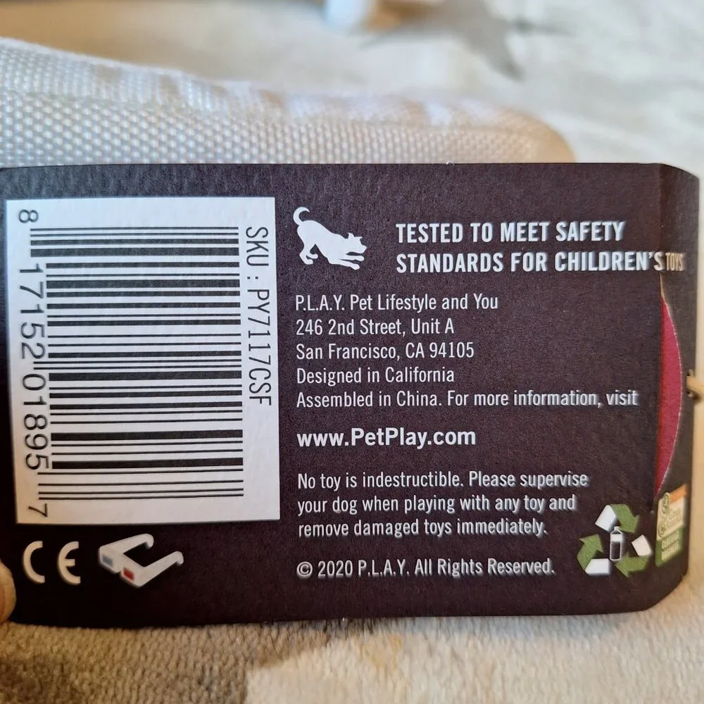P.L.A.Y.'s Hollywoof Cinema 3-Dog Glasses Fun Dog Toy‎ New Squeaks Crinkle